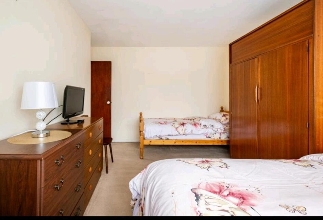 London Stratford Holiday Home Экстерьер фото